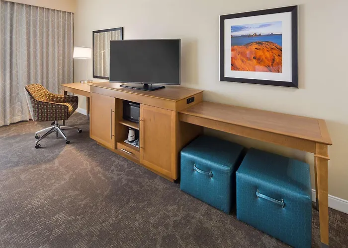 Hampton Inn & Suites Page - Lake Powell